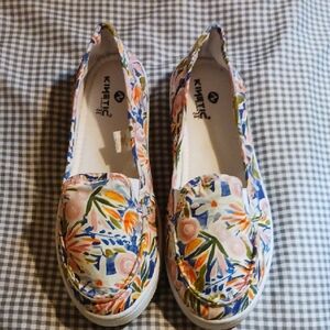 Kinetic Floral Women's Loafers - Multicolor